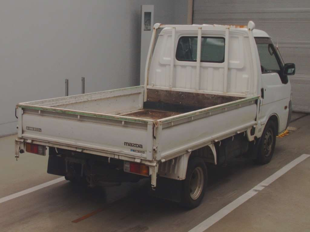 2009 Mazda Bongo Truck SKF2T[1]