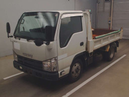 2012 Isuzu Elf Truck