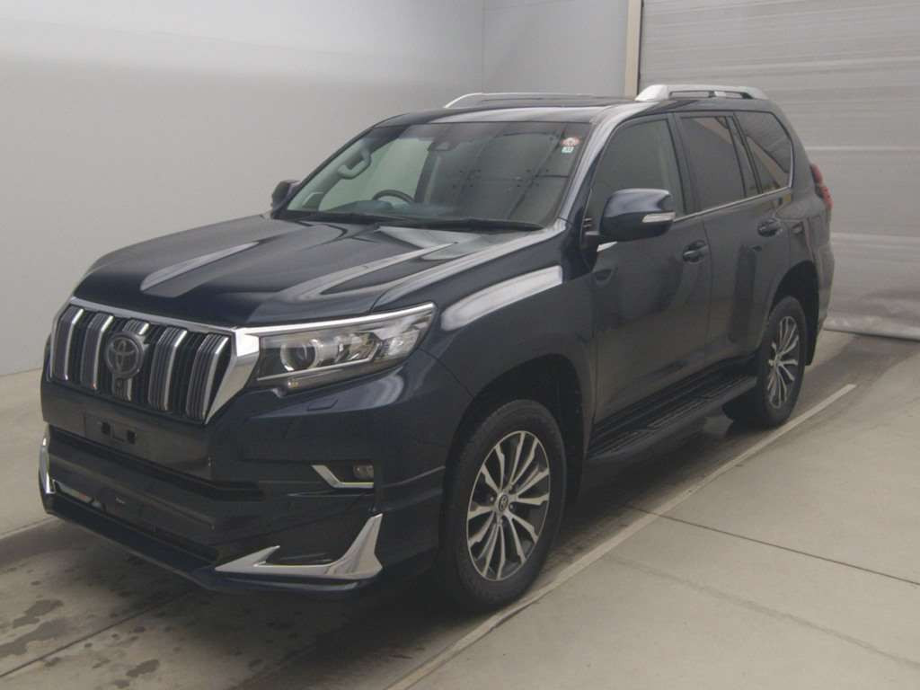 2017 Toyota Land Cruiser Prado GDJ150W[0]