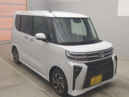 2023 Daihatsu Tanto Custom