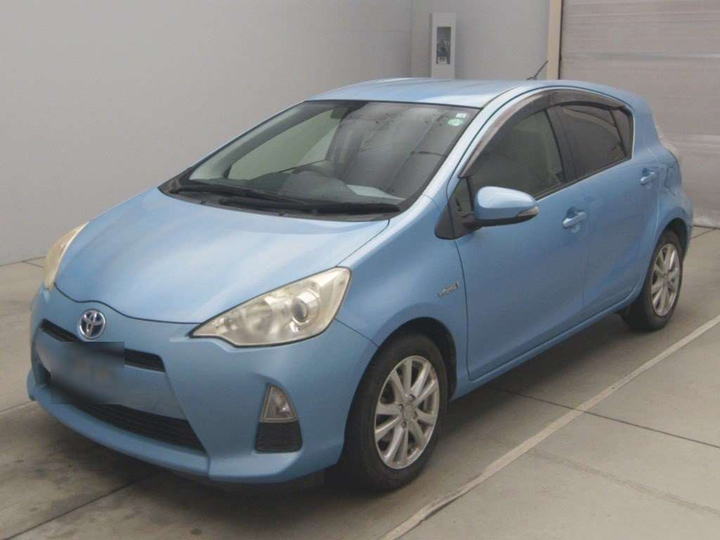 2012 Toyota Aqua NHP10[0]