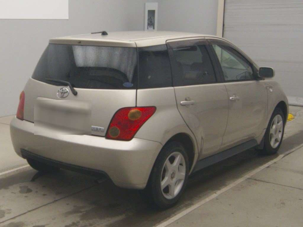 2003 Toyota IST NCP60[1]