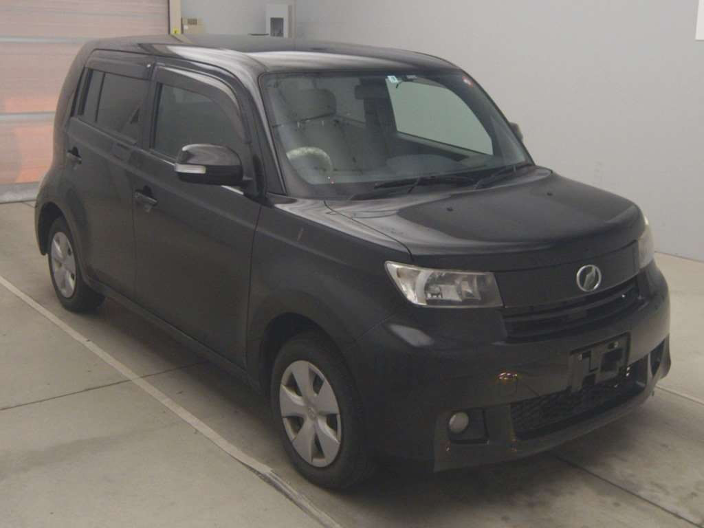 2009 Toyota bB QNC25[2]