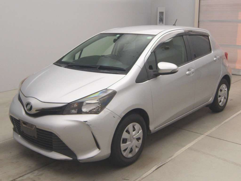 2014 Toyota Vitz NSP130[0]