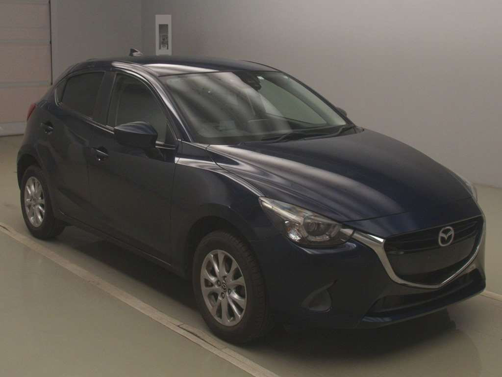 2016 Mazda Demio DJ3AS[2]