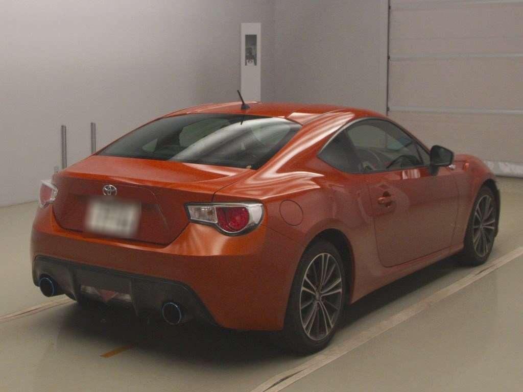 2012 Toyota 86 ZN6[1]