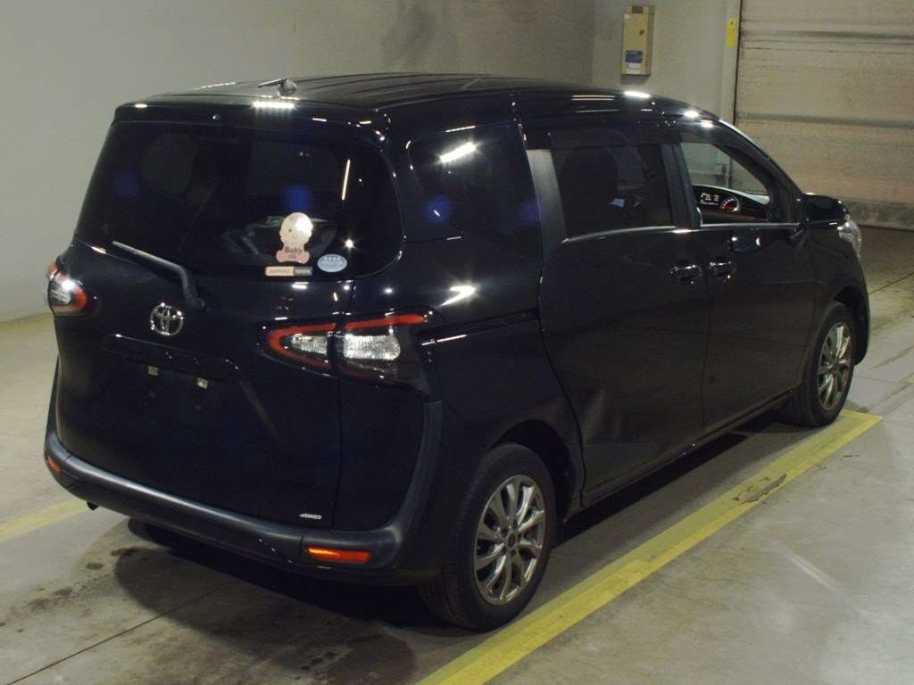 2017 Toyota Sienta NCP175G[1]