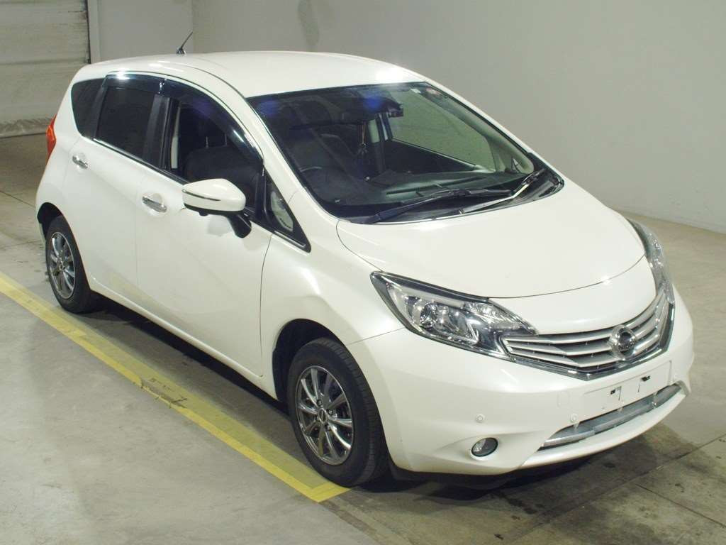 2016 Nissan Note NE12[2]