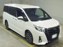 2016 Toyota Noah