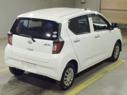 2019 Daihatsu Mira es