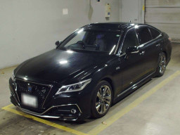 2021 Toyota Crown Hybrid