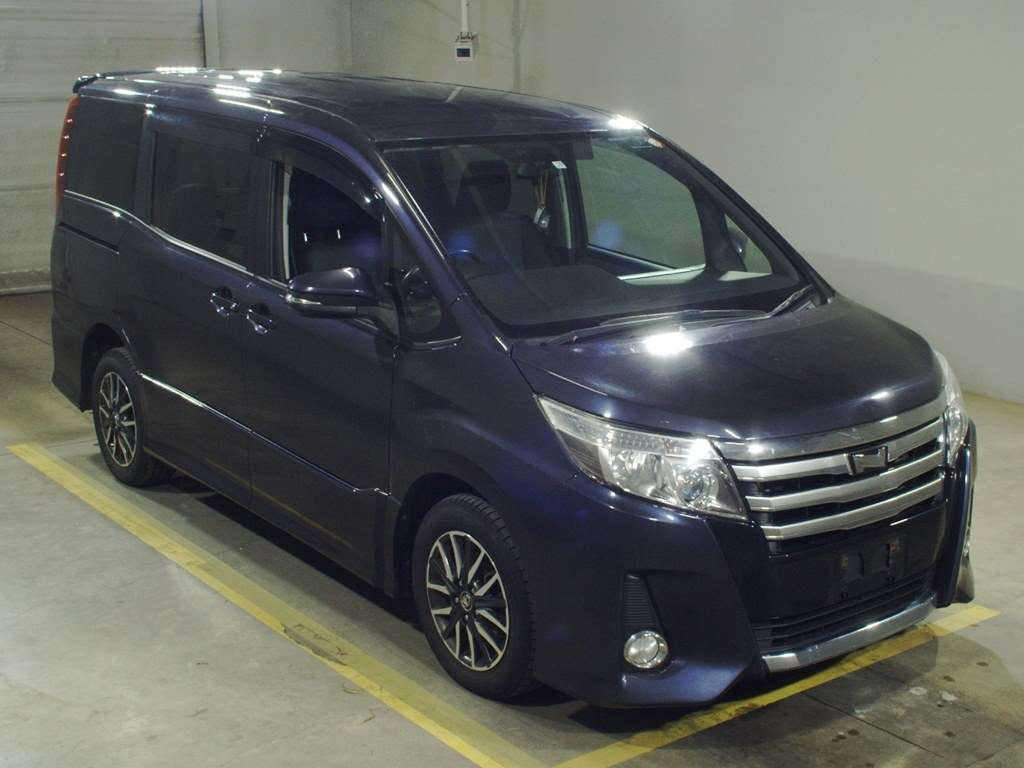 2015 Toyota Noah ZRR85W[2]