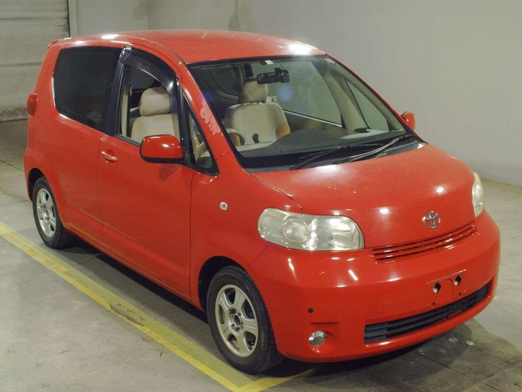 2006 Toyota Porte NNP15[2]