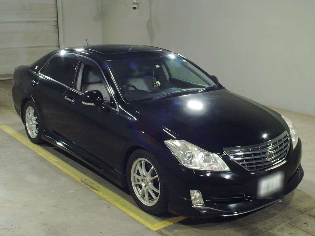 2008 Toyota Crown GRS203[2]