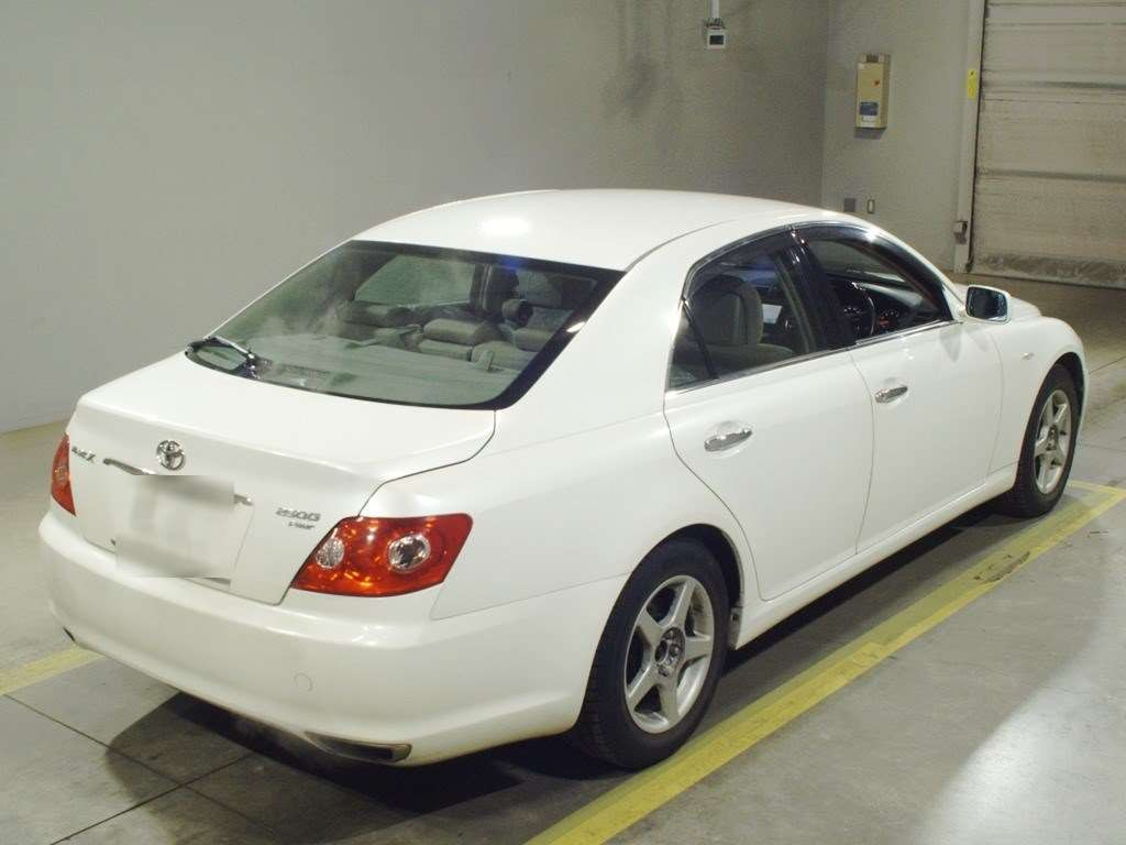 2005 Toyota Mark X GRX125[1]