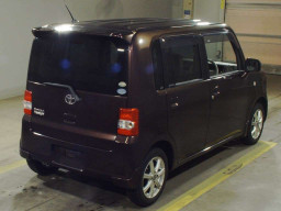 2011 Toyota Pixis Space