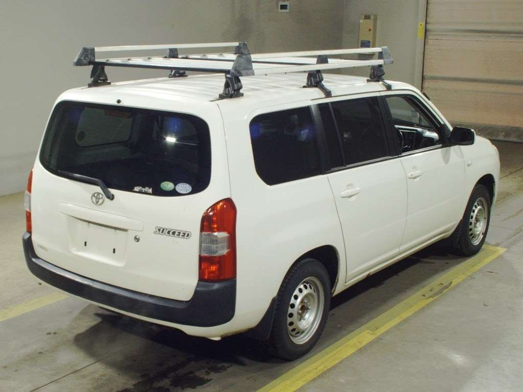 2014 Toyota Succeed NCP165V[1]