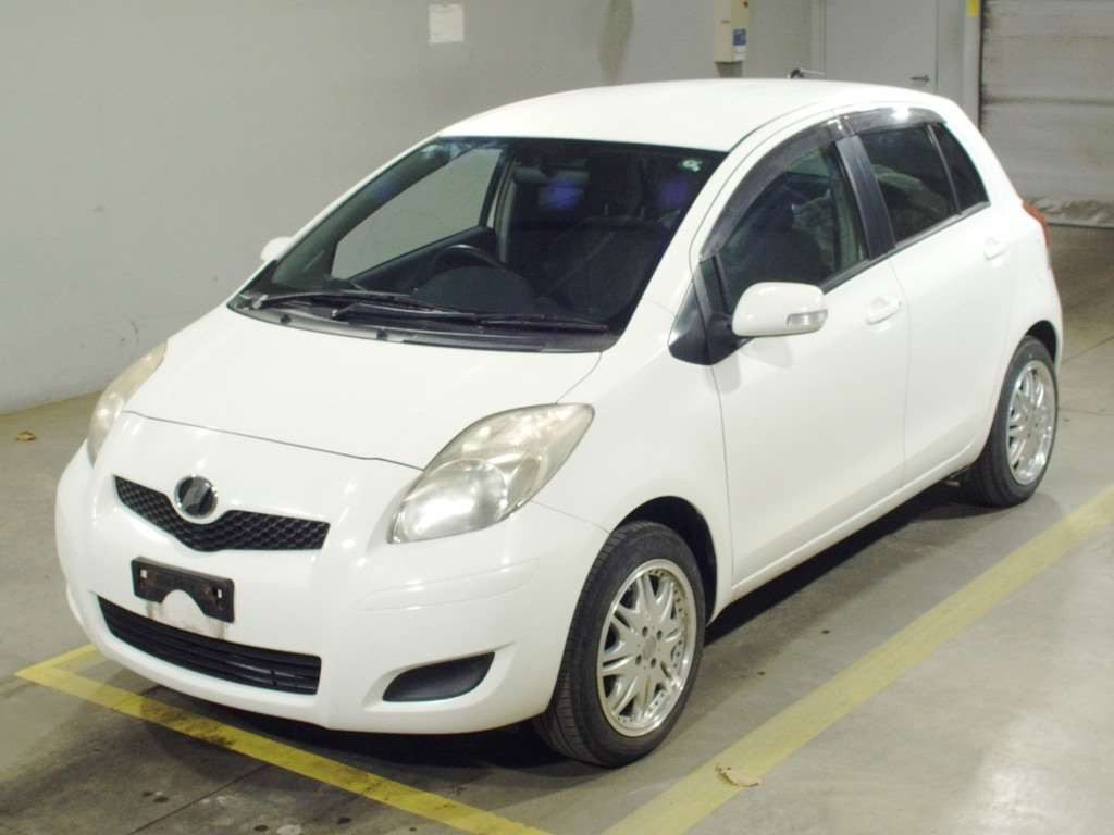 2010 Toyota Vitz NCP95[0]