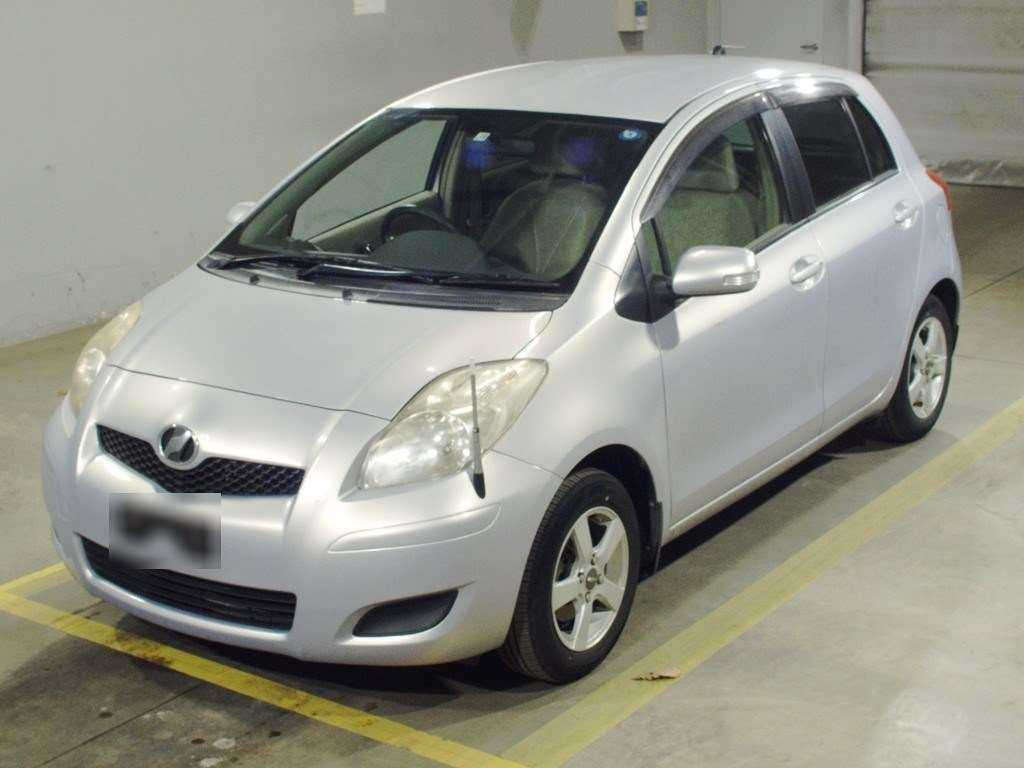 2009 Toyota Vitz SCP90[0]