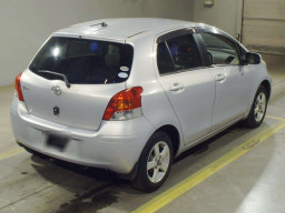 2009 Toyota Vitz