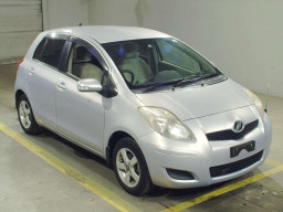 2009 Toyota Vitz