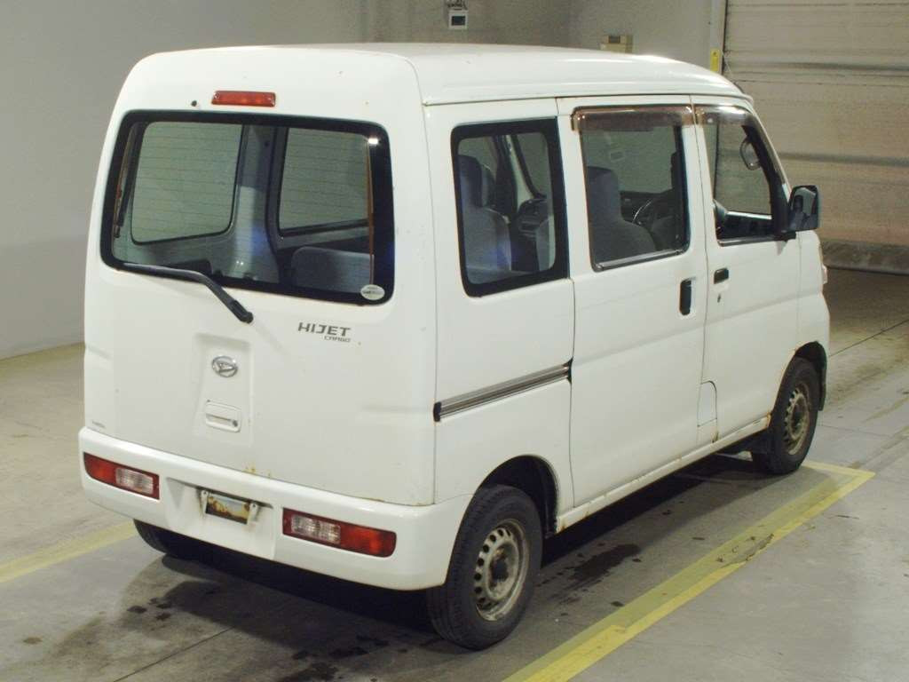 2011 Daihatsu Hijet Cargo S331V[1]