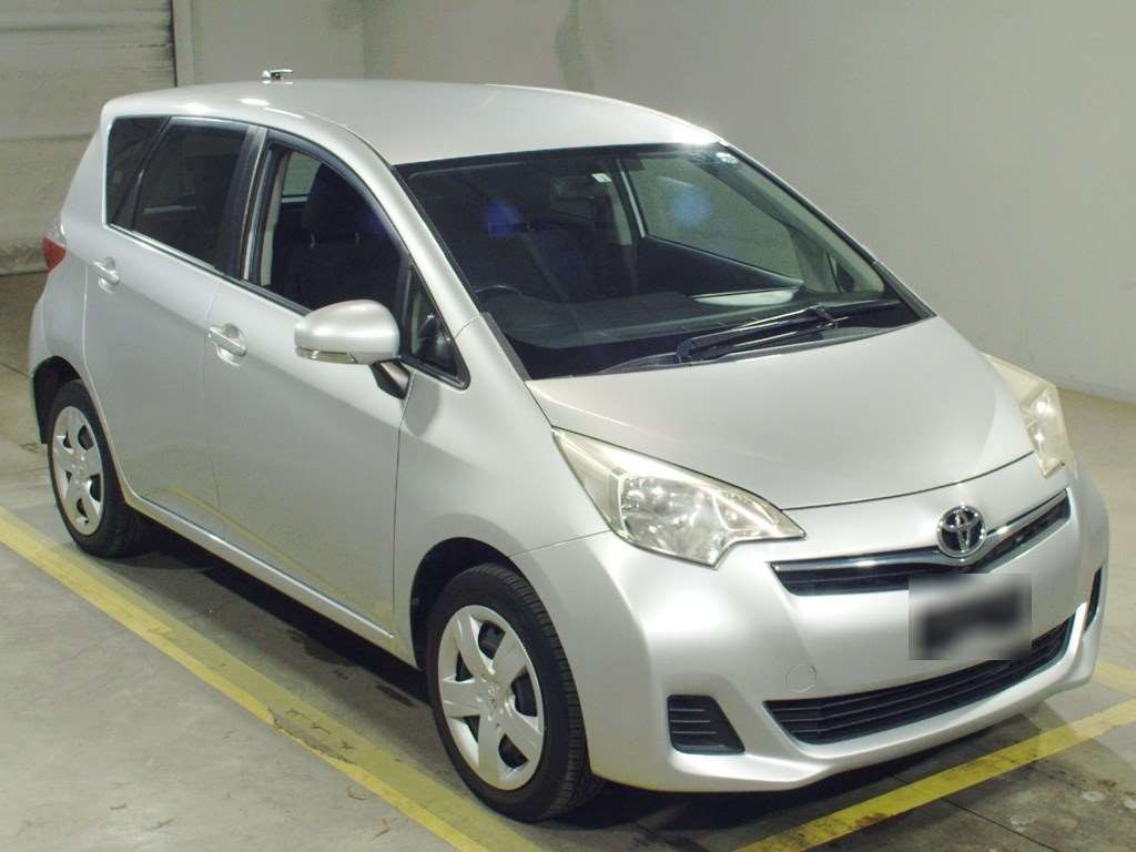 2012 Toyota Ractis NCP125[2]