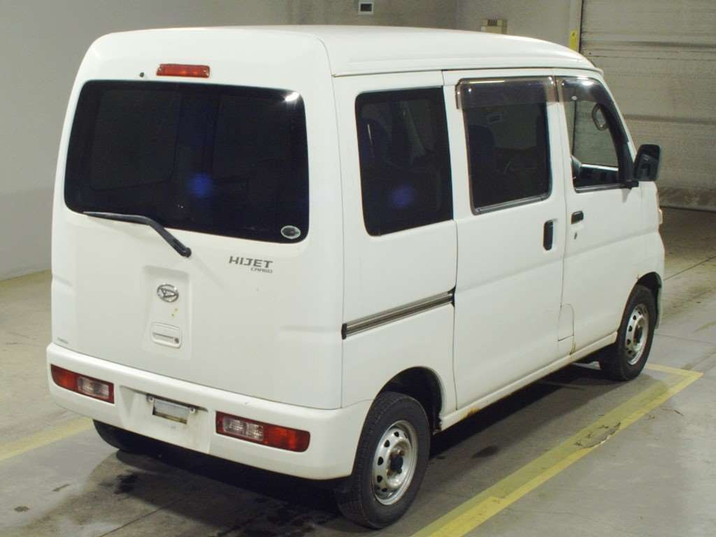 2010 Daihatsu Hijet Cargo S331V[1]