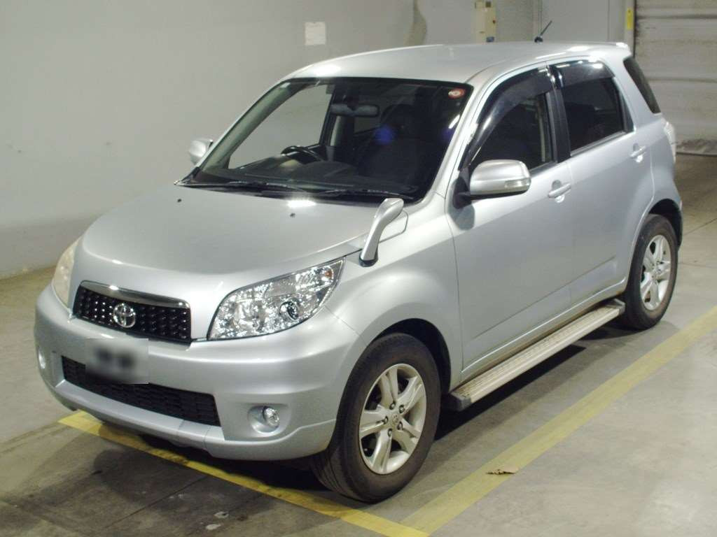 2010 Toyota Rush J210E[0]