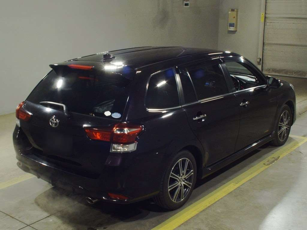 2016 Toyota Corolla Fielder ZRE162G[1]