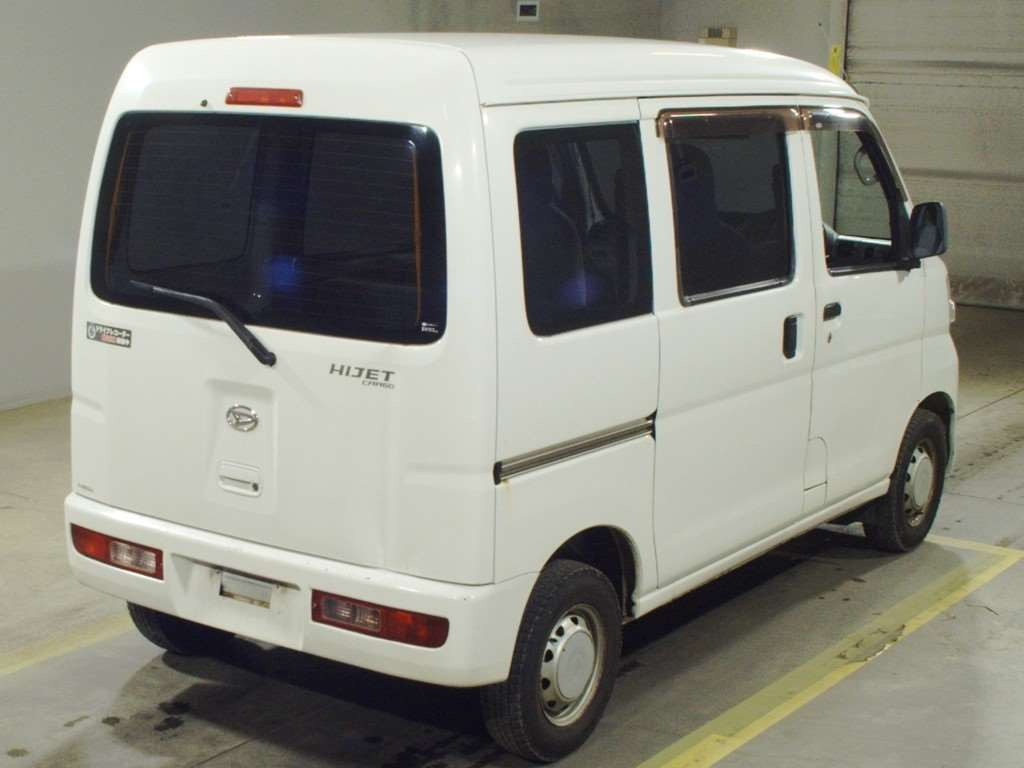 2014 Daihatsu Hijet Cargo S331V[1]