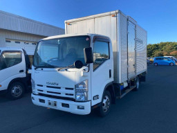 2014 Isuzu Elf Truck