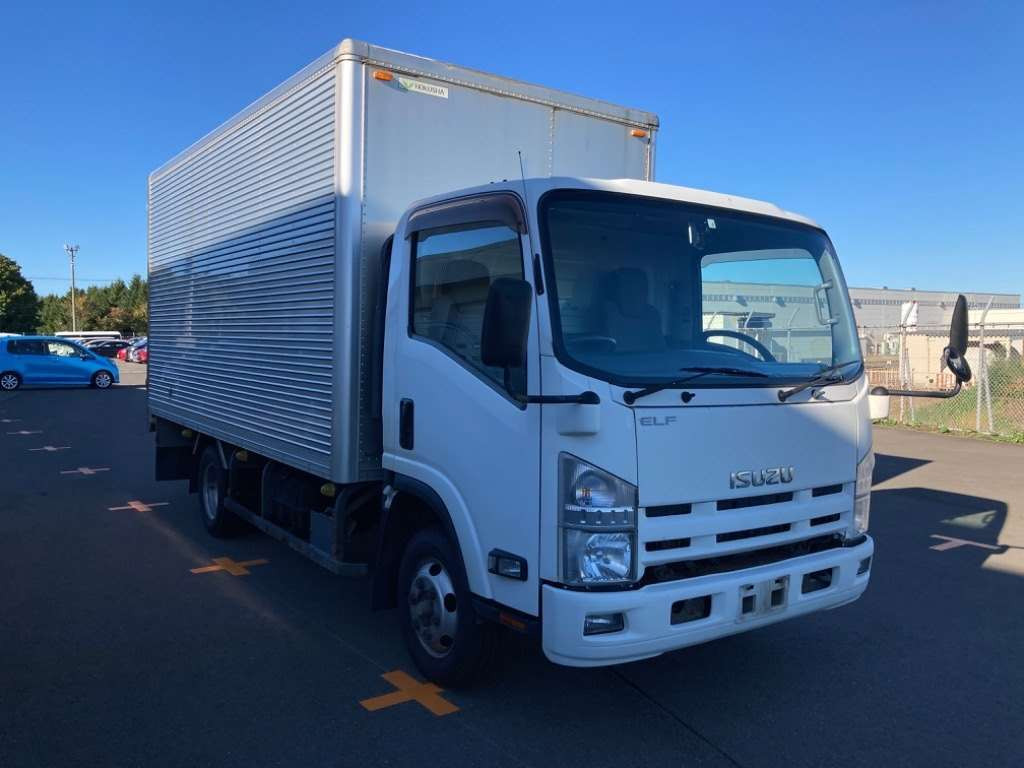 2014 Isuzu Elf Truck NPS85AN[2]