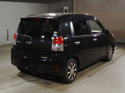 2013 Toyota Spade