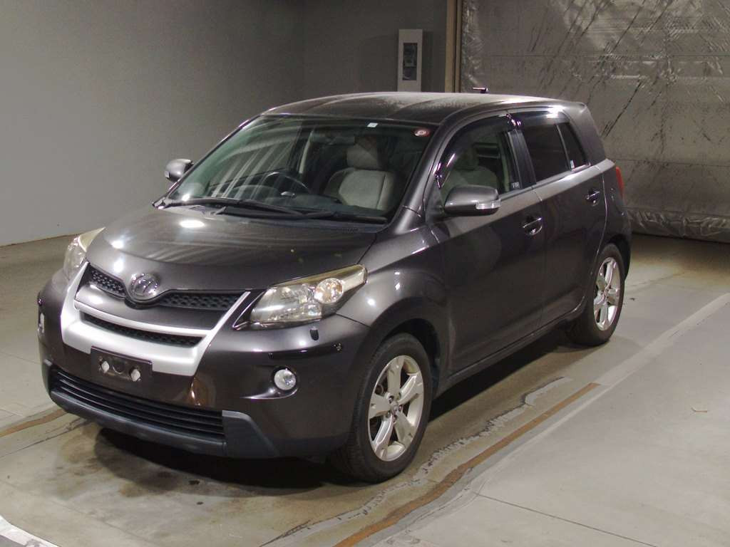 2008 Toyota IST NCP110[0]