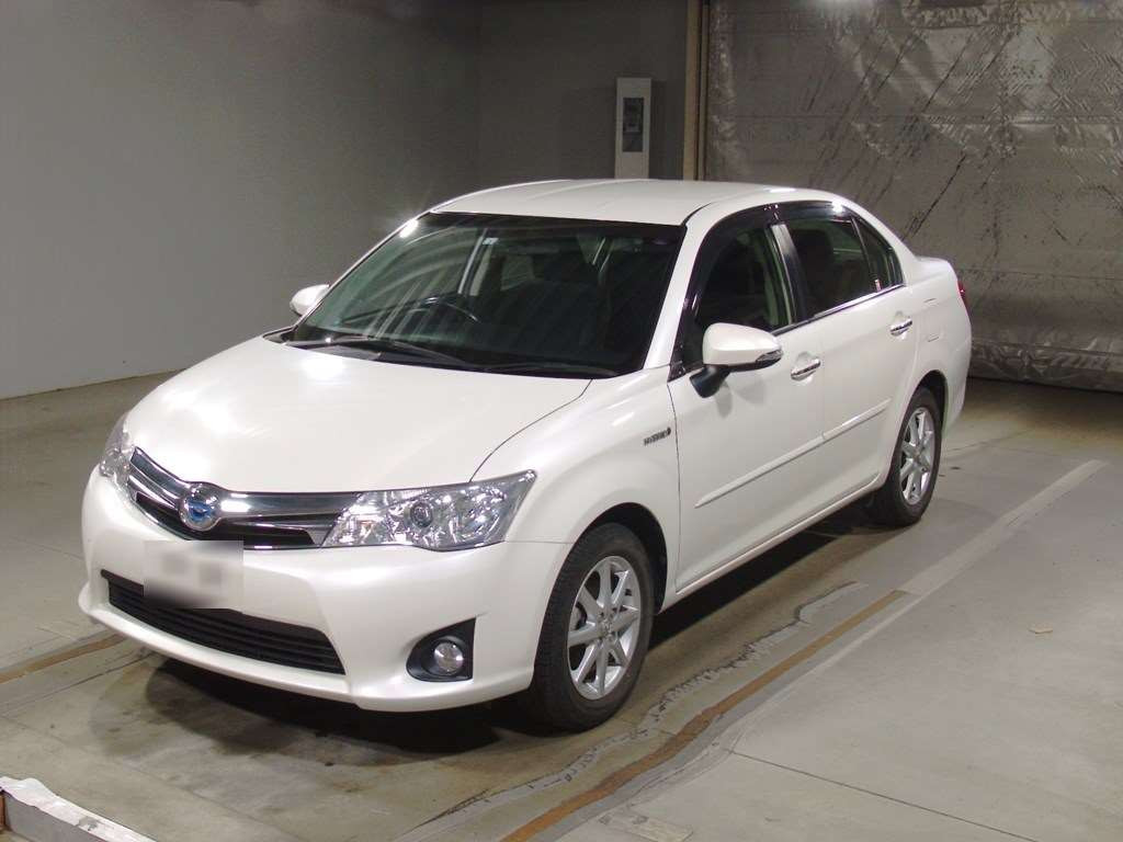 2014 Toyota Corolla Axio NKE165[0]