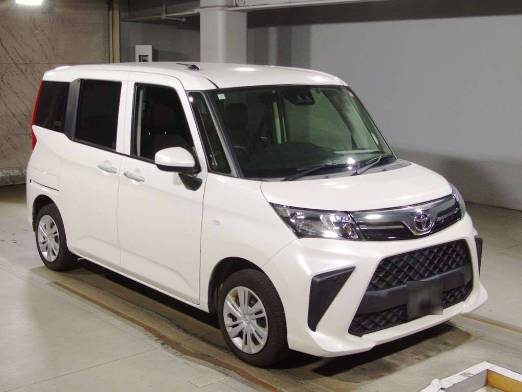 2021 Toyota Roomy M900A[2]