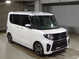 2019 Daihatsu Tanto Custom