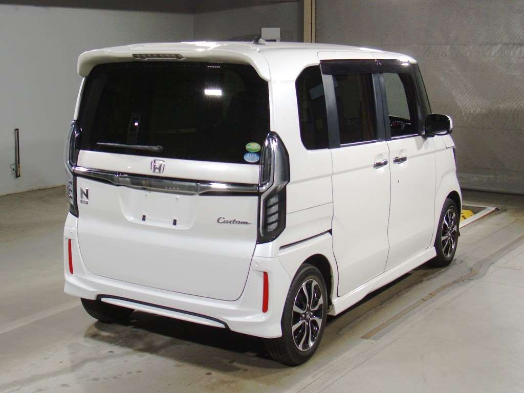 2019 Honda N-BOX CUSTOM JF3[1]