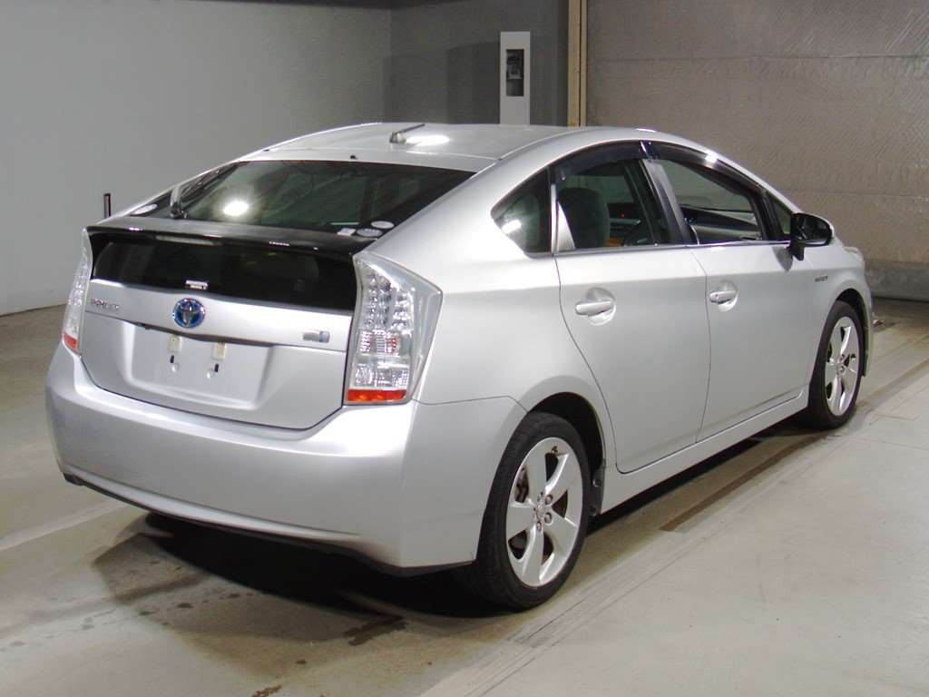 2009 Toyota Prius ZVW30[1]