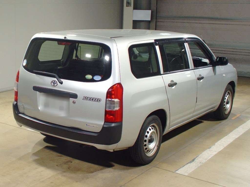 2015 Toyota Succeed NCP160V[1]