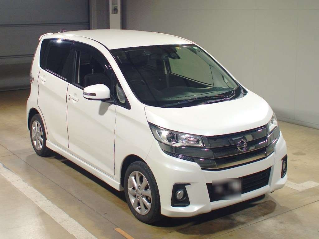 2018 Nissan DAYZ B21W[2]