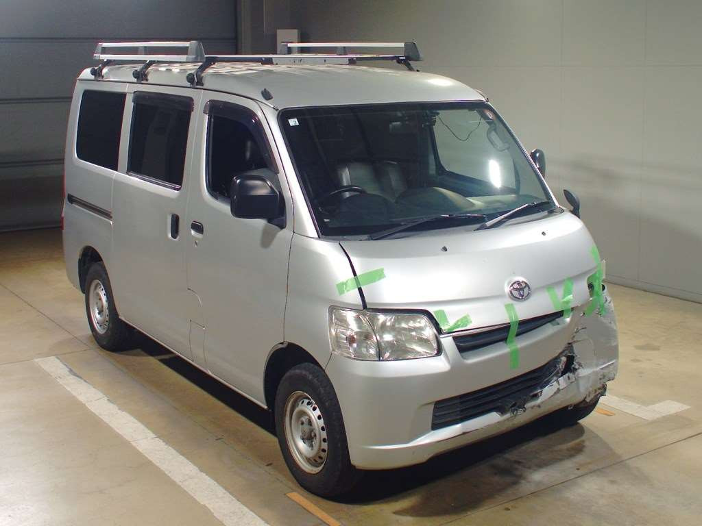 2018 Toyota Townace Van S402M[2]