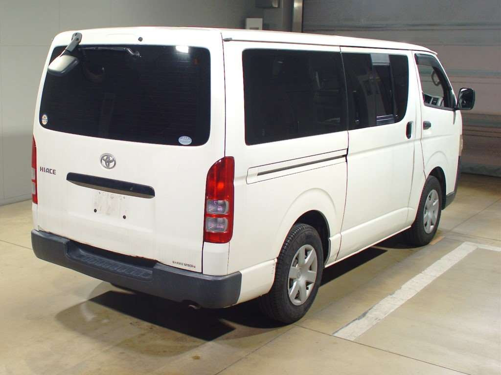 2004 Toyota Hiace Van TRH200V[1]