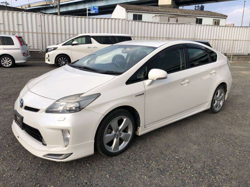 2014 Toyota Prius ZVW30[0]