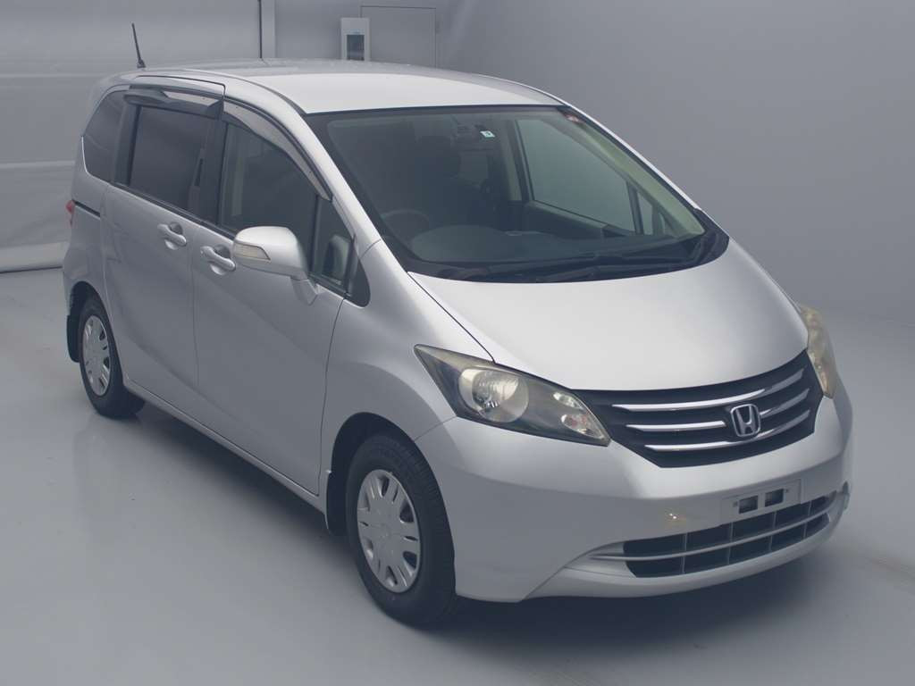 2009 Honda Freed GB3[2]