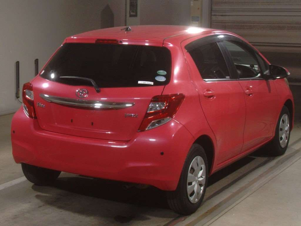 2016 Toyota Vitz KSP130[1]