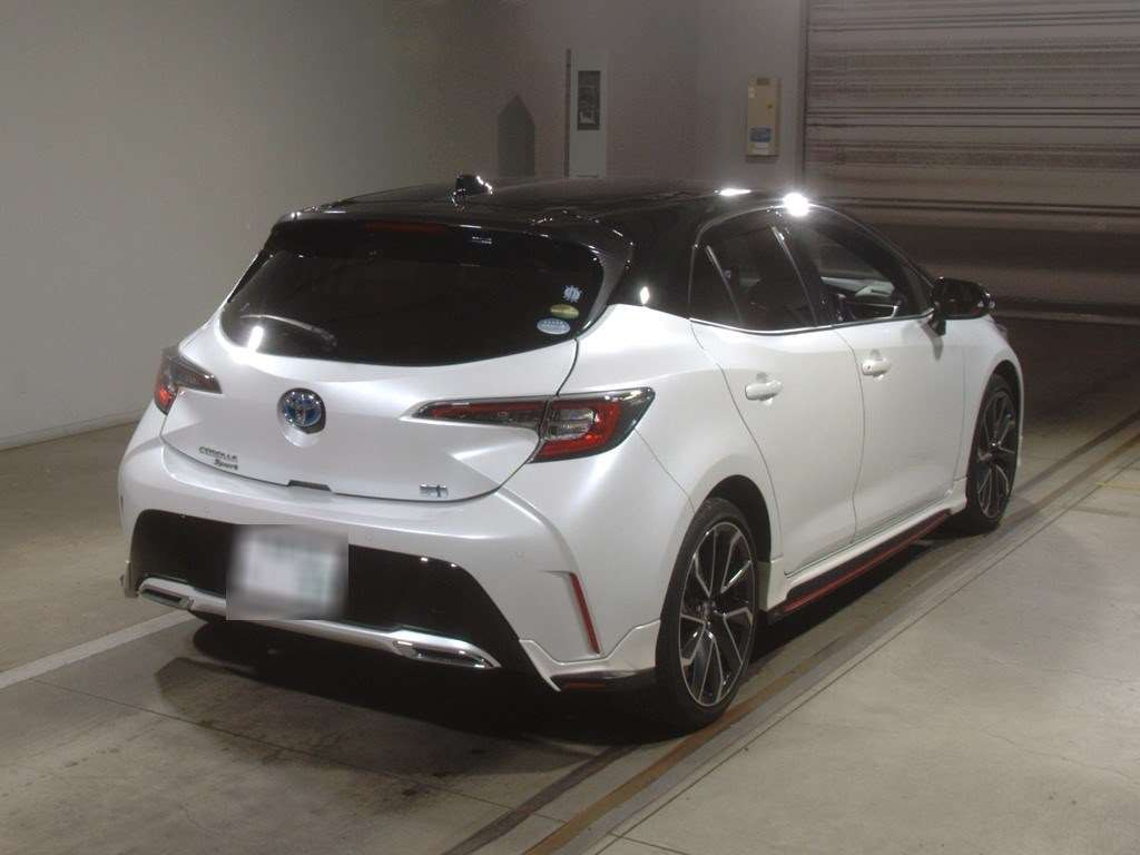 2020 Toyota Corolla Sports ZWE213H[1]