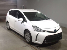 2019 Toyota Prius alpha