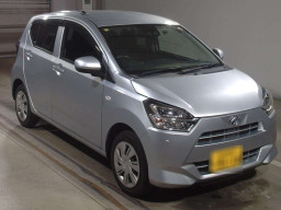 2018 Daihatsu Mira es